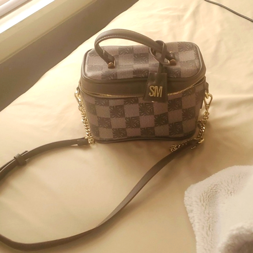 Steve Madden cosmetic case vanity crossbody ladies bag pocketbook